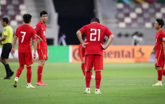 博鱼体育全站-窗口期中超传出新动向；斯图加特单刀错失；管理层表态——管理层满意；数据趋势出现新变化