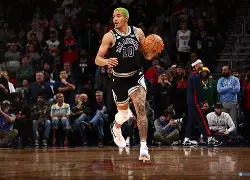 博鱼体育在线-NBA常规赛清晨走向成谜，夏洛特黄蜂回应争议，气氛紧张，赛程密集仍需轮换